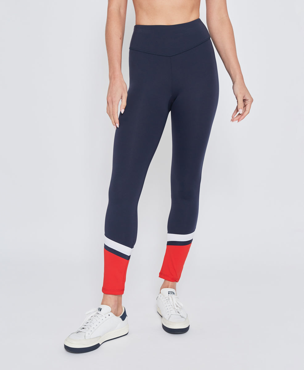 PERFORMANCE LEGGING