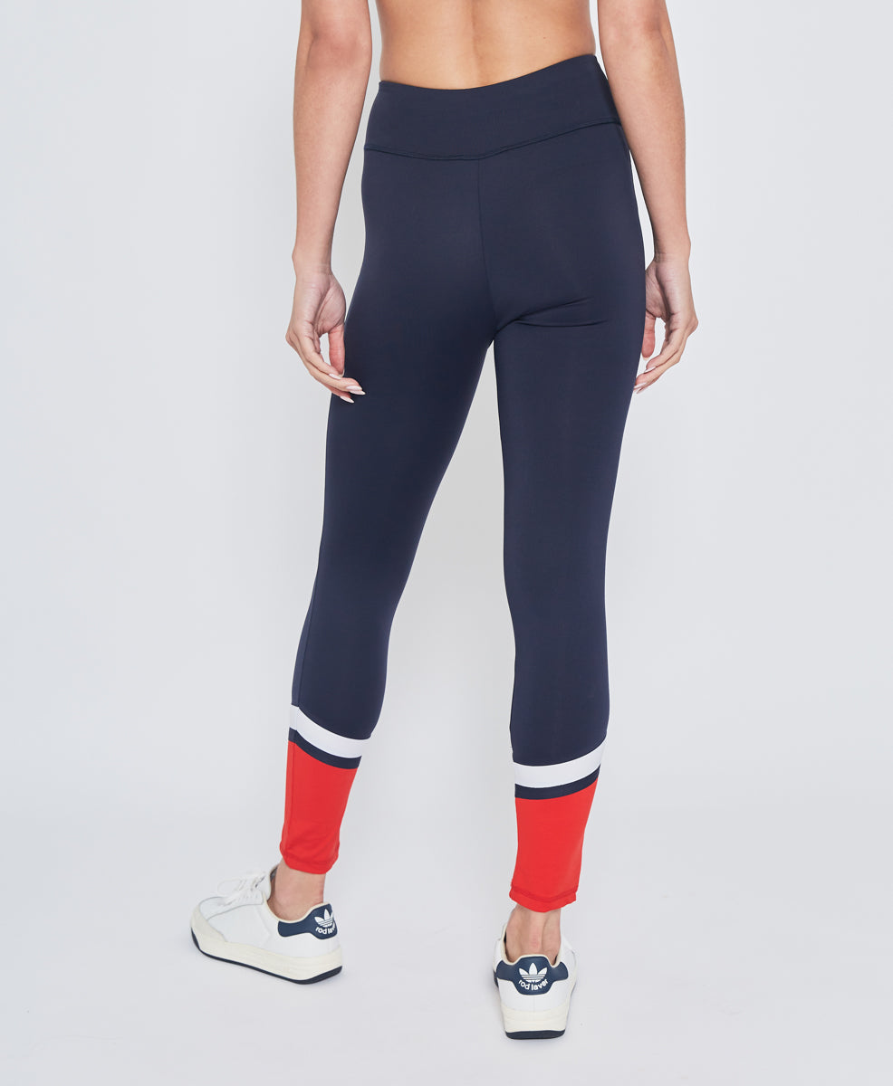 PERFORMANCE LEGGING
