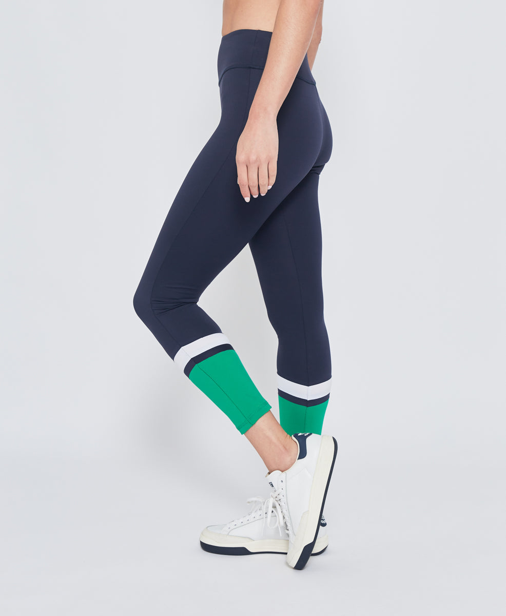 PERFORMANCE LEGGING
